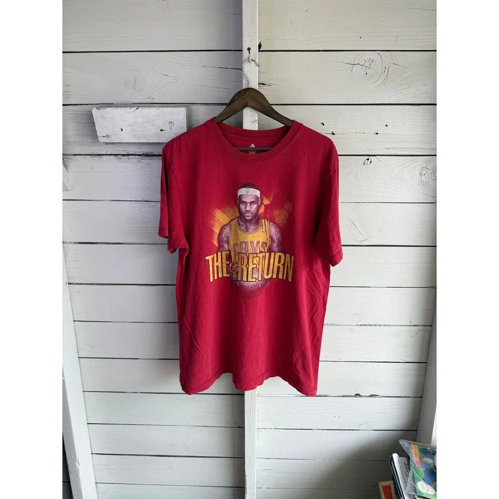 Adidas LeBron James Cleveland Cavaliers The Return T-Shirt Mens XL Red Graphic